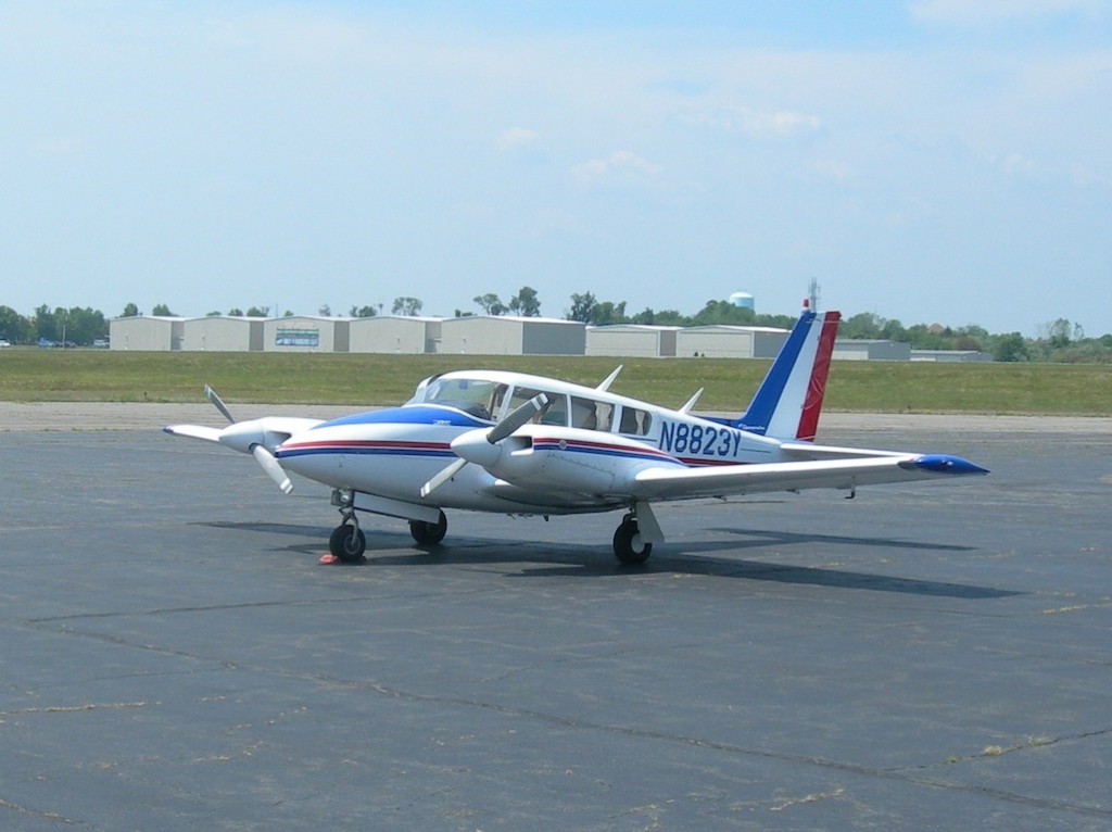 Piper Twin Comanche